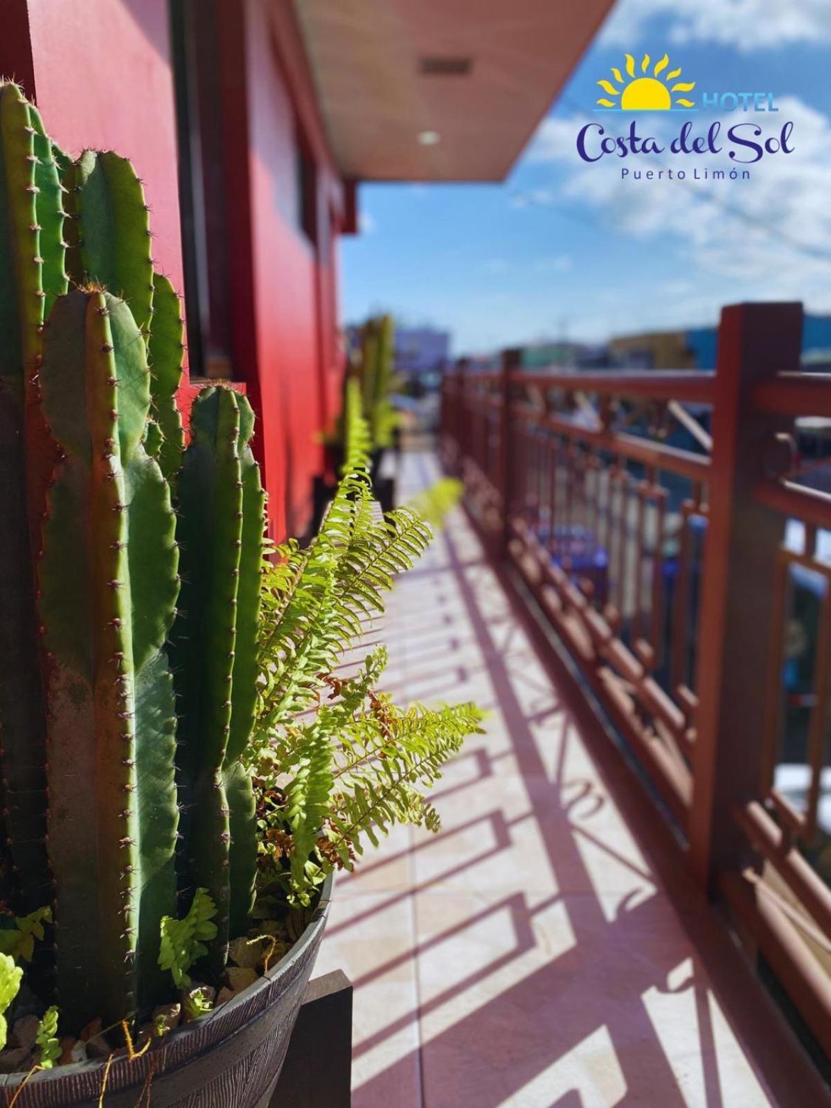 Hotel Costa Del Sol Puerto Limon Kültér fotó