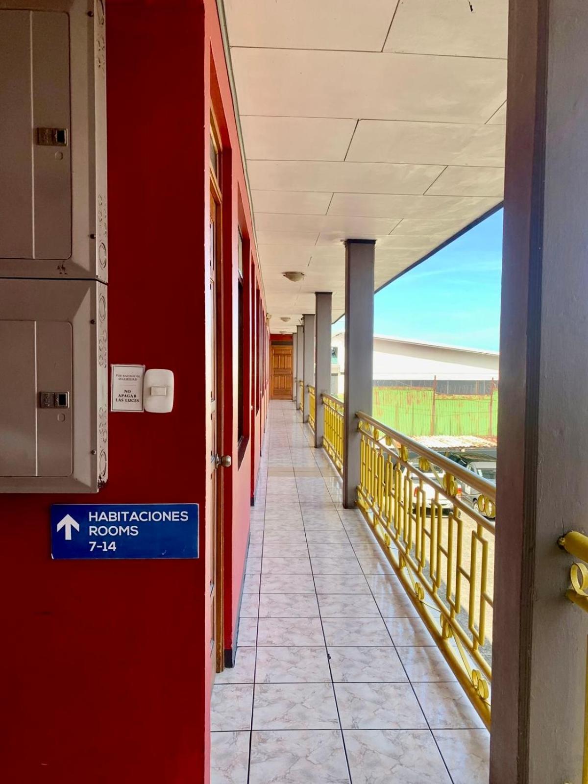 Hotel Costa Del Sol Puerto Limon Kültér fotó
