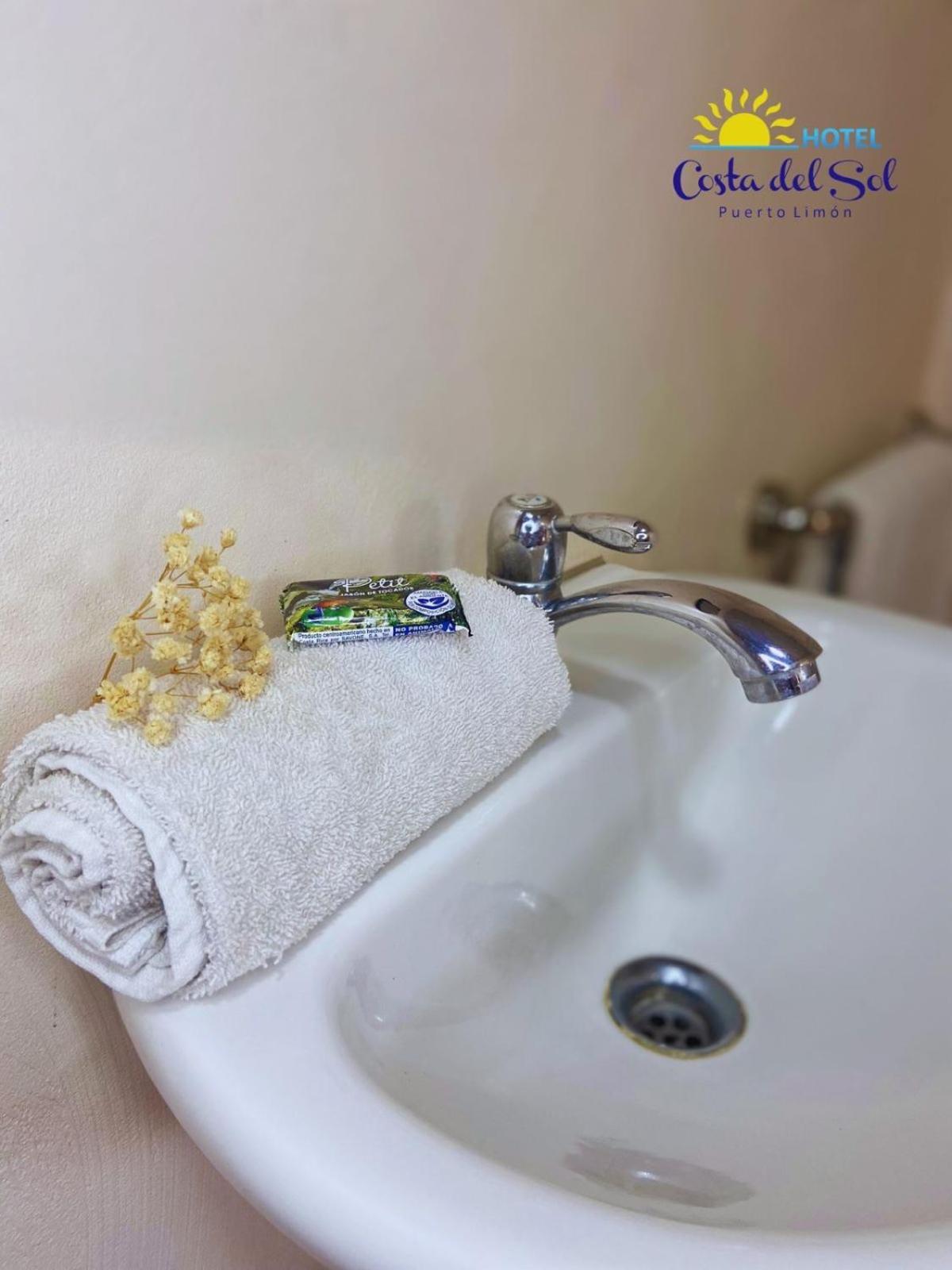 Hotel Costa Del Sol Puerto Limon Kültér fotó