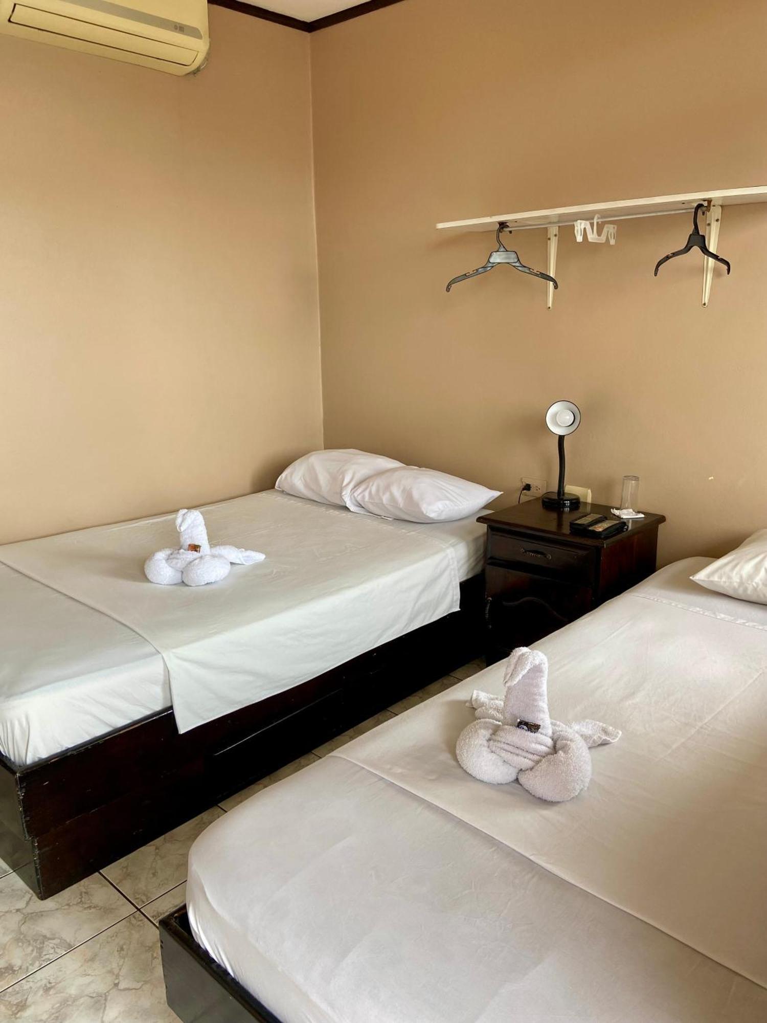 Hotel Costa Del Sol Puerto Limon Kültér fotó